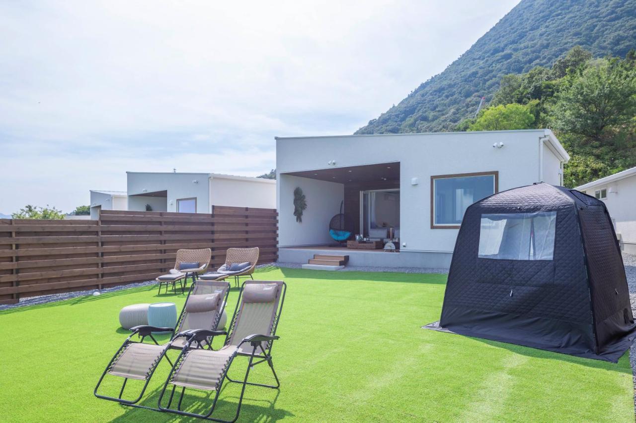 Villa Lemon Farm Glamping Simanami